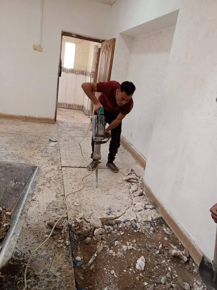 سلام عليكم  / يوجد كادر عمل جاهز/ تصعيد مواد/ تنضيف بيوت/ تفليش/ تكشيط/ تنضيف حدائق/ دفن نهري  / شقلنه ليل ونهار   /ومعداتنه جاهز/ ماعليك بس تصال على رقم  /     ***********
