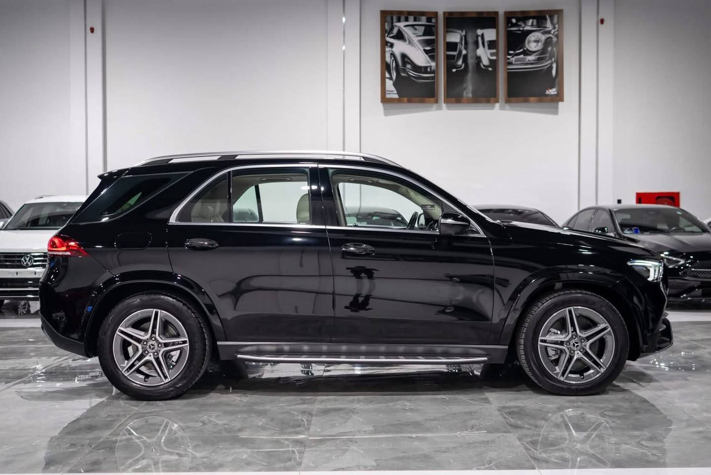 Mercedes Benz GLE 2022
Engine: V6 3.0Turbo 
رقم اربیل جاهز 
ماشي 110 الف کم
کلین تایتل 
دعامی ب دعامی شرط 💯 
وارد خلیجي شرکة BCM 
سعر 510 ورقة بي مجال 
📍مکان سیارة اربیل 
~~~~~~~~~~~
***********
***********
~~~~~~~~~~~
Mercedes Benz GLE 2022
Engine: V6 3.0 Turbo 
ژمارە هەولێر جاهیز 
110 هزار کم روشتووە 
کلین تایتل 
دەعامی بۆ دەعامی بە شەرت 
وارد خەلیجی وەکالە BCM 
نرخ 510 وەرقە و مجال 
📍شوێن هەولێر أربيل, العراق

