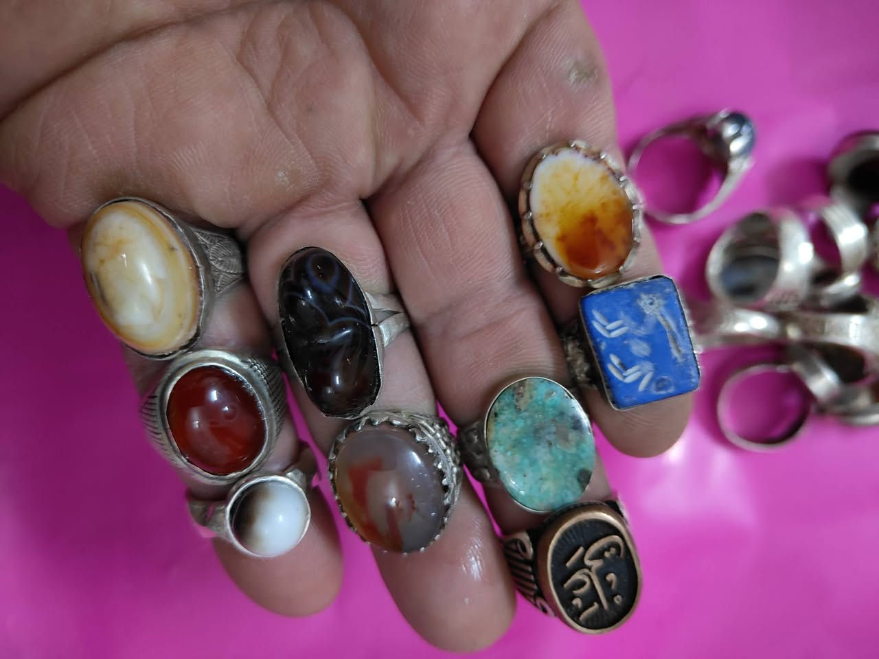 مرحبا محابس لبيع 20محبس سعرلواحد 25 مكاني ميسان يوجد خدمة توصيل ***********
