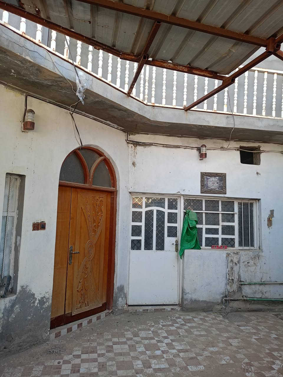 بيت للايجار طابقين 3 غرف نوم  مطبخ مؤثث بكاونتر  مراوح وسبلت صاله استقبال صحيات
كراج🚗

الايجار 350

 للاستعلام اكثر 

***********

علي الجبوري/ابو مهيمن
