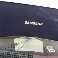 Samsung Odyssey OLED QHD 5120 x 1440 ريزلوشن  240 هرتز 0.03 ms   مستخد...