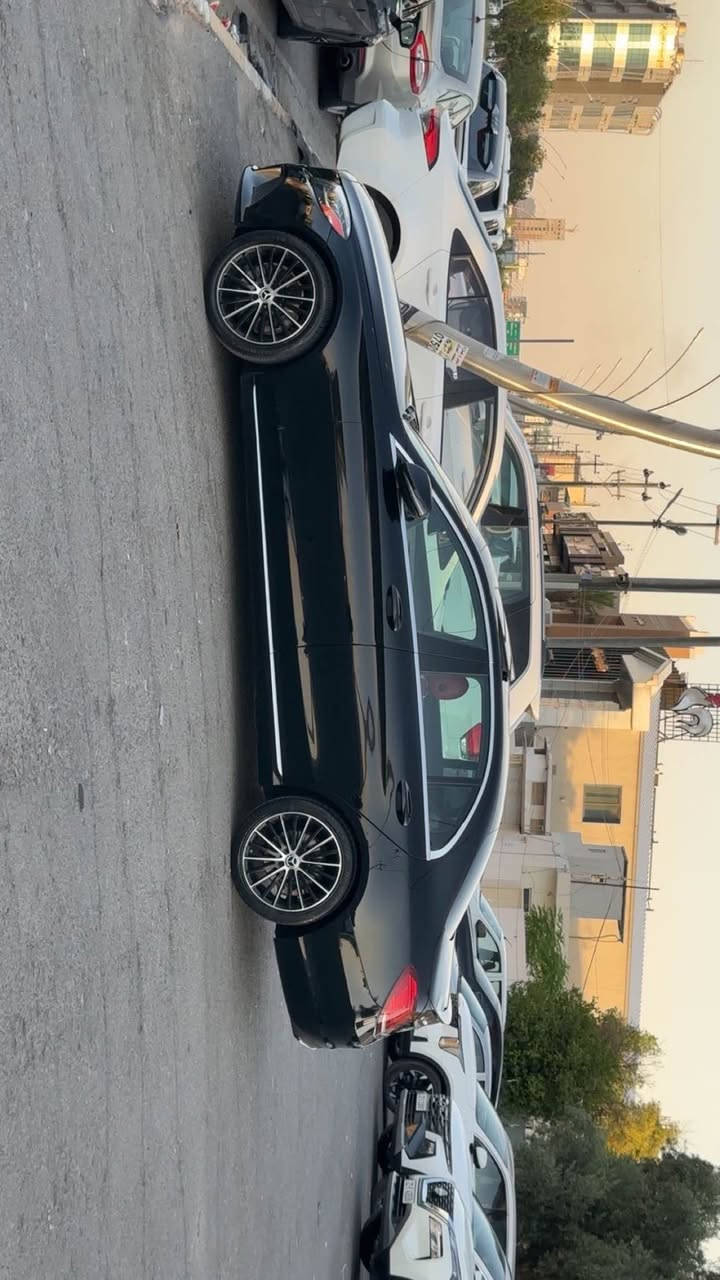 ميرسيدز C300 2019 4matic بي بوياغ فول مواسفات ماعدا پةردة وارد امريكي ٨٣ مايل رويشتية بو فروشتن *********** ٢١٥ ورقة و مجال أربيل, العراق
