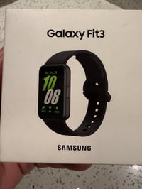 ساعة ذكية • توصيل • بكيت