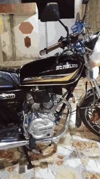 السلام عليكم دراجه البيع سونيك موديل 2025 نضيفه وأوراقها موجوده السعر 900وبي مجال العنوان ديالى منصوريه الشط الرقم ***********
