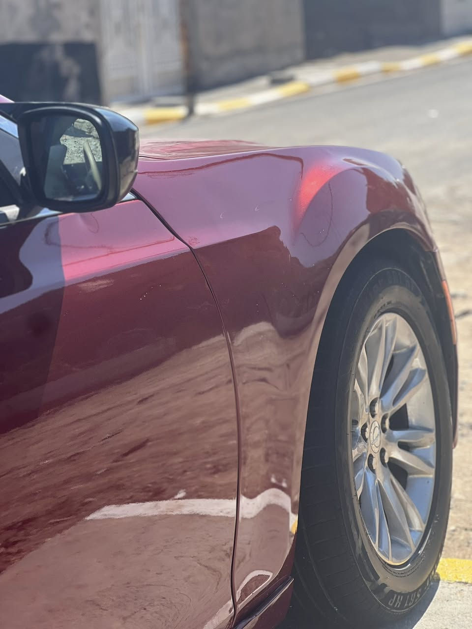 السلام عليكم شباب  اوباما موديل 2012 للبيع مواصفات شاشه كامره كشنات جلد تبريد تدفئه (2) ويل داخل لونين عسلي واسود فول 
مكينه 3600 💣جديده 
كير ماوس طياره✈️  
ويل مكسيكي 
تخم تاير انتاج 25 
صدر امامي خلفي جديد  
تبريد تدفئه السياره جاهزه 
منضومة زنون 
منضومة غاز شغاله 
منضومة بانزين شاده جديده 
بدون حادث السياره كنديه سوناره بلمنشور فقط صبغ 
للأستفسار ***********/***********
