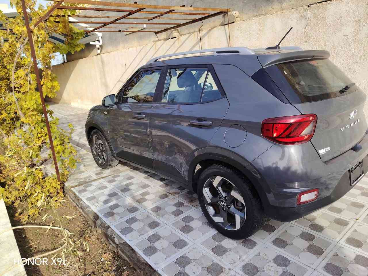 فينو ٢٣ وارد أمريكي بدون لوحات السياره فول عدا البصمه ماشيه أكثر من ٢٤ بيها باب السائق مبدل ومصبوغ وبارد صور الحادث بالمنشور للاستفسار الاتصال ***********
