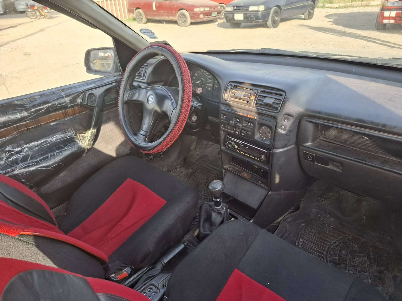 السلام عليكم للبيع اوبل فكترا موديل 1993 رقم أخضر سنويه أخضر شرط التحويل وكابون بانزين بيه محرك حجم 20 السياره صبغ عام جمالية طخم وكهربائيات كامل اي نقص ما بيه السعر 35 وبيه مجال. مكان السياره موصل سايدين برطله معرض ركن اربيل. 
*********** 
***********
