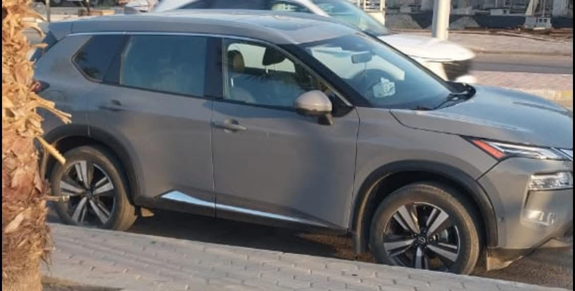 نيسان روج ٢٠٢٢ بلاتينيوم فول
ضرر دعاميه فقط رقم اربيل جاهزه السعر ٢٠٥ للاستفسار *********** مكان السياره الرمادي
