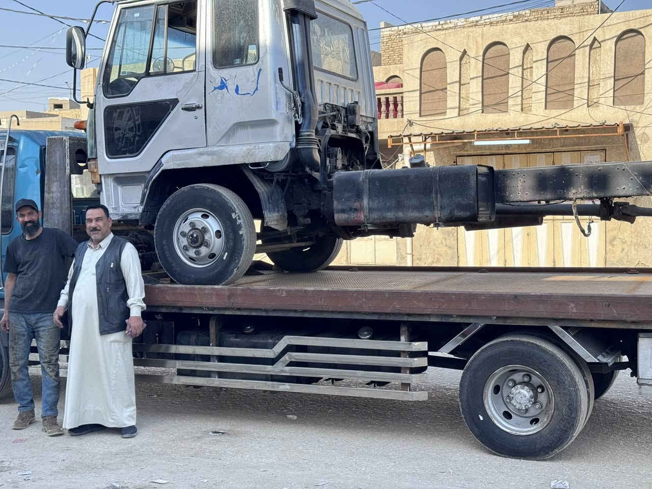 اللهم صلي وسلم على محمد وآل محمد 
تم بعون الله تعالى اكتمال سيارت 
اخونا الغالي سعد الشبلاوي 
عمل بدي سطحه درجه اولى 
حسب طلب الزبون 
يستاهلون اهل النجف 
من الله التوفيق 
اخوكم حيدر الحداد 
***********
***********
الديوانيه قرب كراج الكرينات
