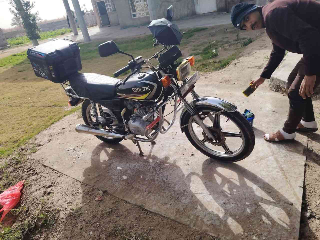 درجة كامل مواصفات 5 Kاورقه موديال 2023السعر 550وبيه مجال بصيط رقم الهاتف 0751 345 4323
