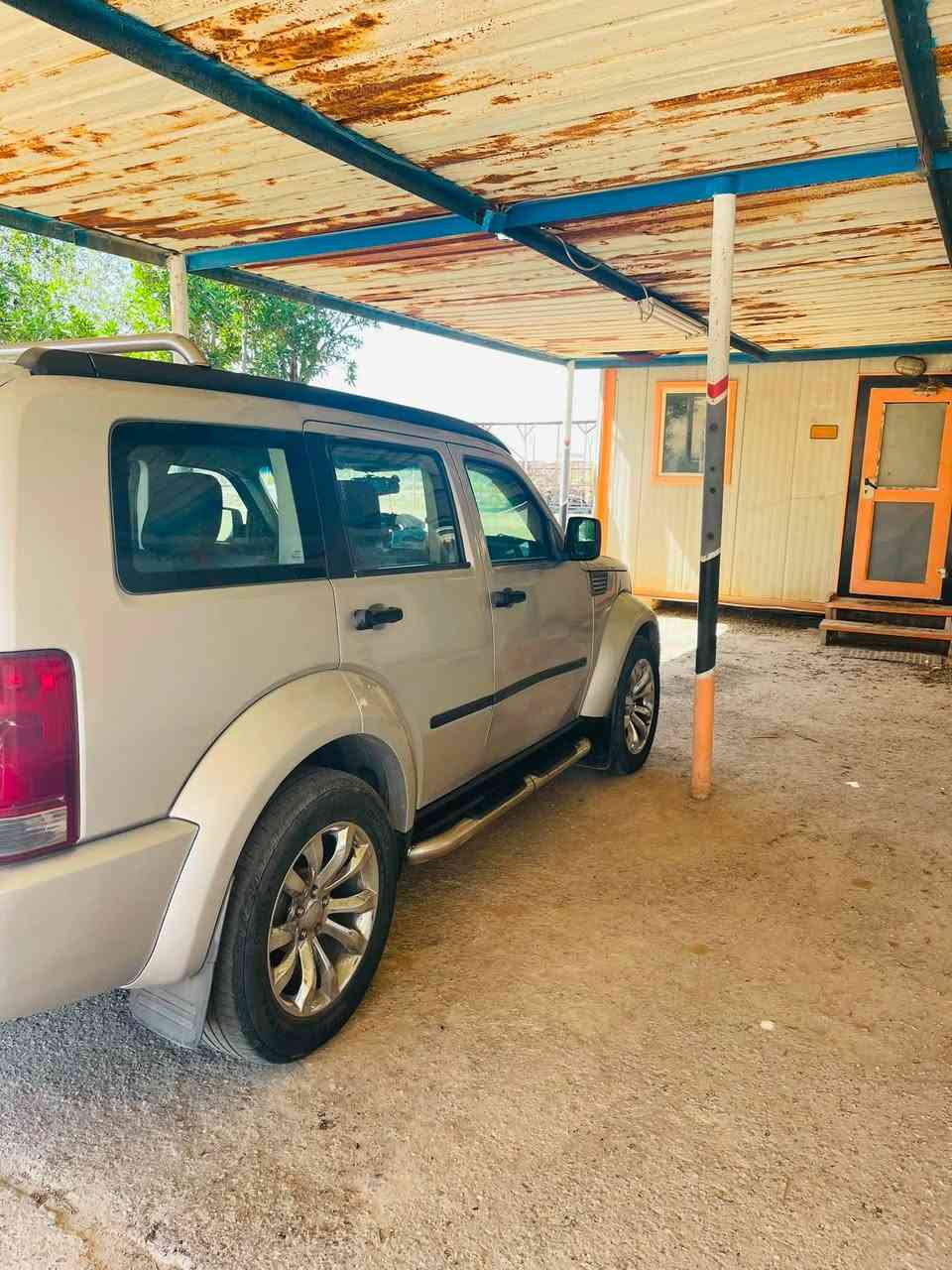 للبيع او المراوس دوج نترو ٢٠٠٧مكينه ٣٧٠٠تبريد خير من الله السياره تشتغل عل غاز وعل بانزين بيها منضومة غاز انسه الصرف رقم بغداد السعر ٨٧وبي مجال للاستفسار الاتصال ***********
