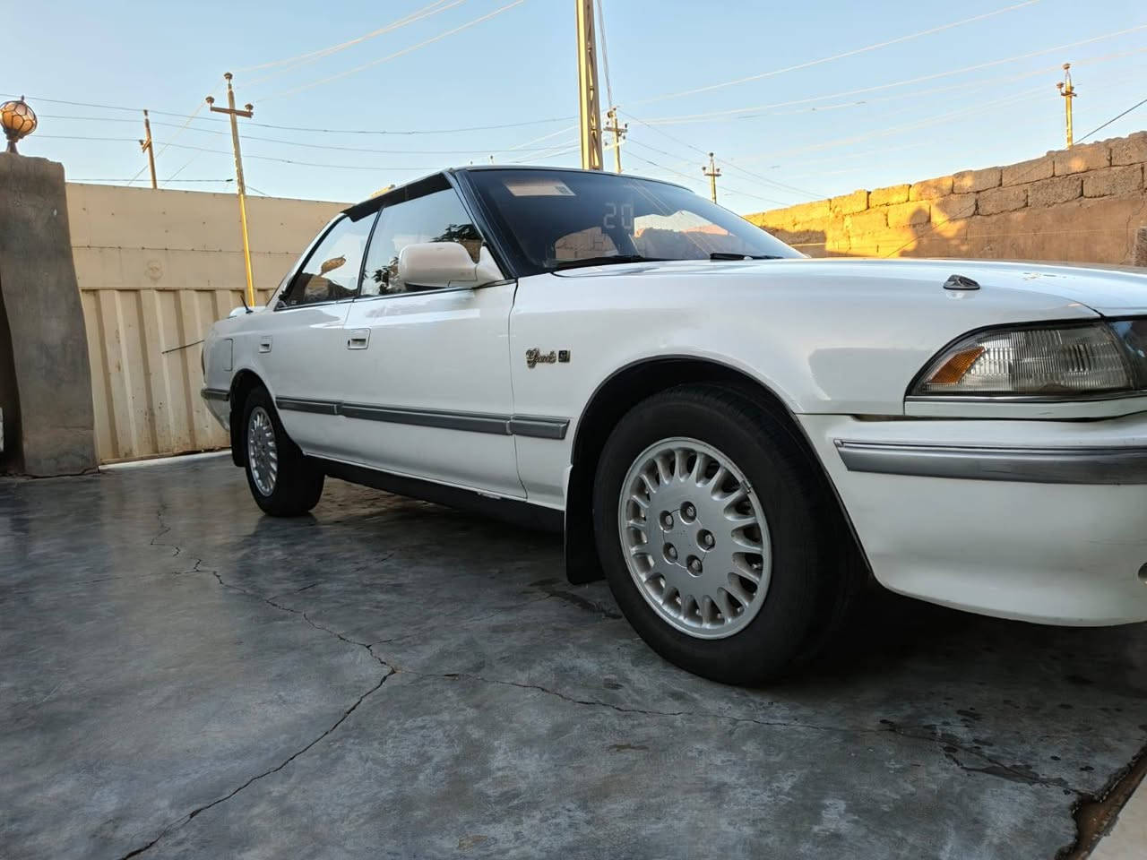 السلام عليكم للبيع مارك مديل 91 رقم كركوك انكليزي جديد سياره مكينه كير كله بشرط حداديه بشرط سياره كامله وجاهزه سنويه ل 2030 بسمي شرط التحويل مكان السياره ديالى المقداديه الاستفسار *********** السعر 58 وبيها مجال
