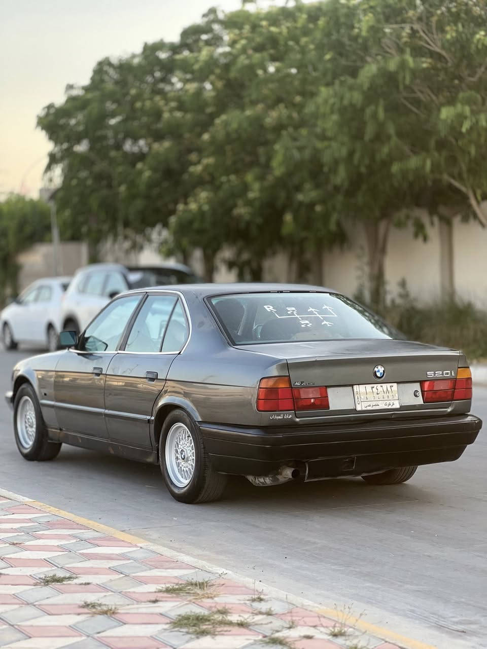 سلام عليكم
BMW 520 فل 

جام كهرباء تبريد ثلج سياره بدون ضربه سنويه عضم عاج منتهيه تخم تايرات جدد سياره عضمه ونضيفه بيها نواقص بصيطه  اتصل وتدلل 

***********

سعر 40 بي مجال
