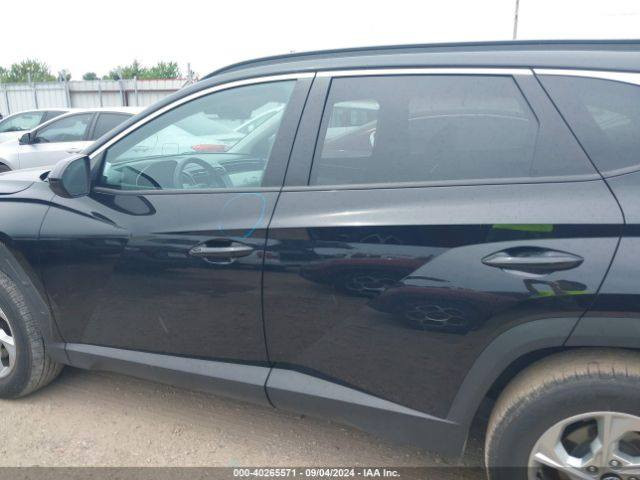 السلام عليكم توسان ٢٤ مصلح وكامل بدون رقم السعر ١٨٠ بيع مستعجل *********** باب الصندوك مبدل قطعه وحده بدون اي صبغ
