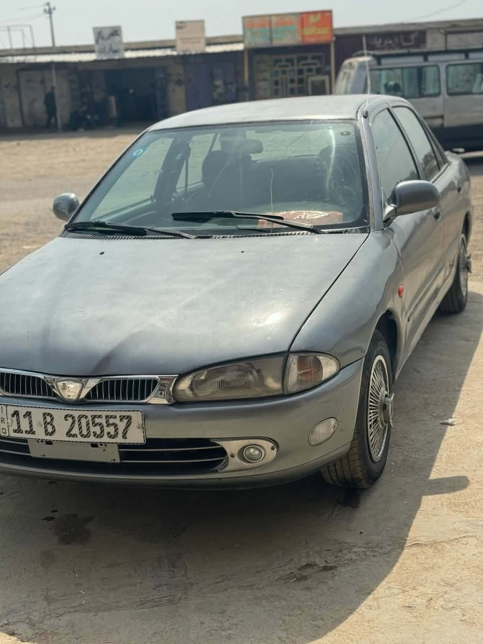 بروتون ٢٠٠٢ سياره حلوه ما بيها نقص مكان السياره بغداد ***********   السعر ٣٥
