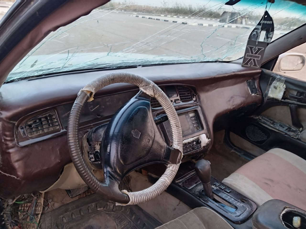 ماجسته للبيع مكينه وكير 2500 تخم تاير جديد كهربائيات كله شغاله رقم مثنئ سعر 15 شعدك مراوس نزل تصال عله رقم ***********
