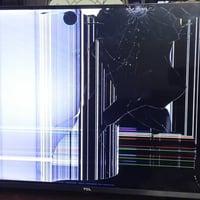 TCL ٣٢بوصة • شاشة مكسورة • تبديل فقط