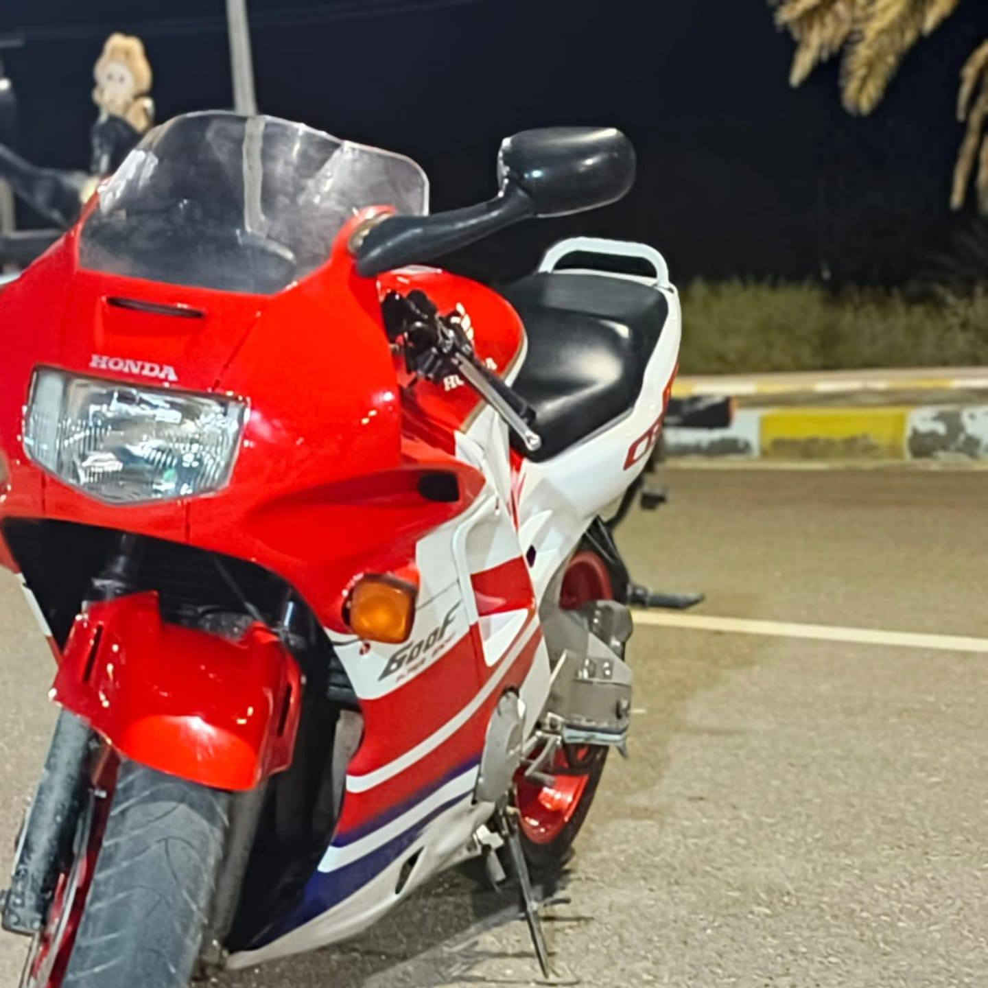 سبي RR 600 مكفوله كفاله عامه اي نقص مابيه رقم انبار سنويه ل 28 بسم صاحبي تحويل ثاني يوم ترايك وين متريد شرط النشاط شلعه اشك الكاع شك مراوس ماراوس بيع فقط السعر 25 قفل رقم الوات ساب ***********
