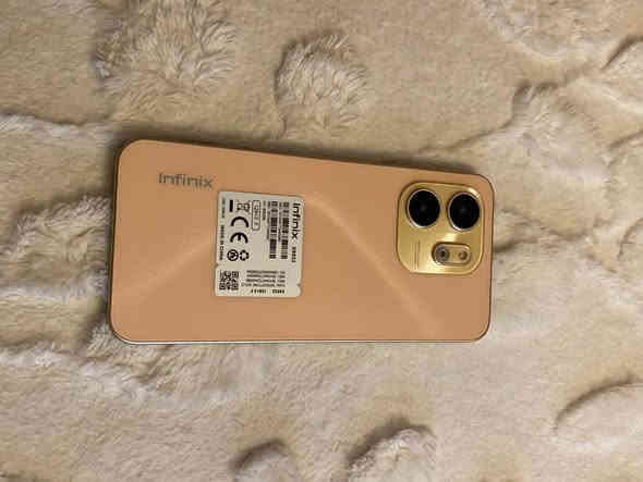 للبيع فقط 
انفنكس سمارت 9 اخو جديد شخط ما بي لا داخل تصليح ولا مبدل شي كفاله عامه / بدون ملحقات /ذ128 و رام 4 جهاز جدا نضيف مواصفات معروفه وشاشه 120hz العاب 60fps و السعر 95 الف مجال جدا بسيط 
مكاني بغداد العامريه للأتصال ***********
