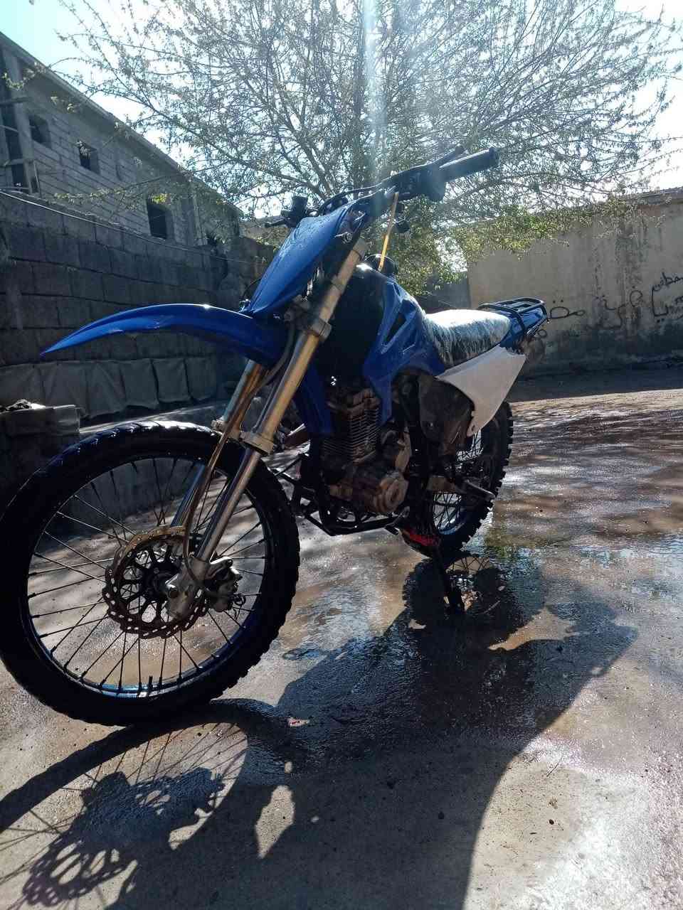 السلام عليكم كاويار البيع ومراوس موديل٢٤ محر 200cc كلش شقال سلف شقالة كهربائية شقالة شرط النضافة السعر ٥٠٠وبي مجال***********
