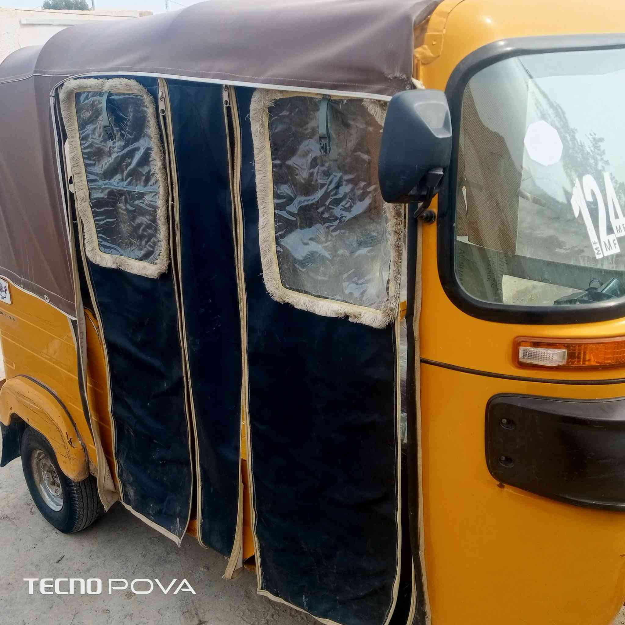 تكتك 20 للبيع اوراق اصولي
السعر ب5600
مكان واسط الموفقية 
خاص مفتوح وهاذه رقمي
***********
