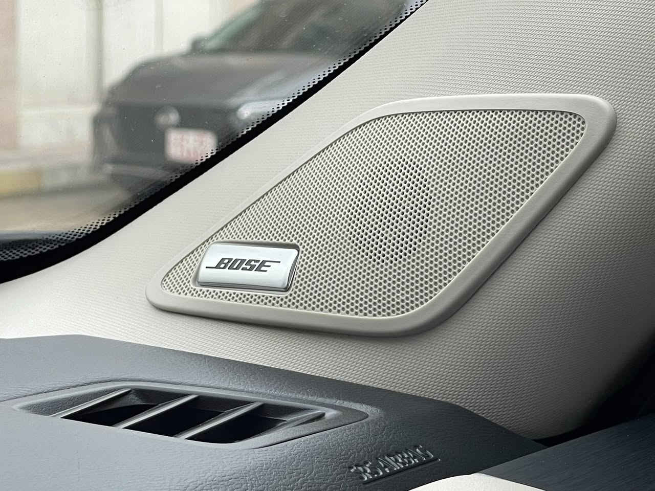 Nissan Pathfinder  2025  SL 4wD

لون اسود قطراني 
سيارة فول فول پانورامة 
ماشيه 342  ميل فقط سيارة  زيرو ماماشية 
بصمة تشغيل
بصمة ابواب 
تشغيل عن بعد(Remote Start)
صندوق شفط كهربائي 
رادار امامي (تحديد مسار)
رادار جانبي (نقاط عمياء)
رادار خلفي (تحذير من الاصطدام)
حساسات امامية+ خلفية
كاميرات 360°
كشنات ملكي VIP
كشنات جلد  و كهربائي 
كشنات تدفئة
تبريد قطعتين لمس و تبريد مركزى 
تحكم وضعيات القيادة...Drive Modes دبل اكسل 
هيتر استيرن
هاند بريك بصمة
اوتو هولد Auto Hold
شاشة كبيرة لمس+كاميرا
وبعد هواي المواصفات 

ضررها  : بونيد شركة مصلح  مصبوغ بدون دواخل  ايرباك ستيرن و برداد طاك   سيارة مكفولة من دعامية ل دعامية  
حادث سيارة حلوة  رقم شاصى  و صورة حادث موجود 

5N1DR3CD4SC260065

سيارة بدون رقم  تترقم محافظات شمالية 
عنوان : دهوك /عقرة 

سعر البيع  296 و مجال 
 رقم موبايل :*********** 
فايبر واتس اب. موجود
