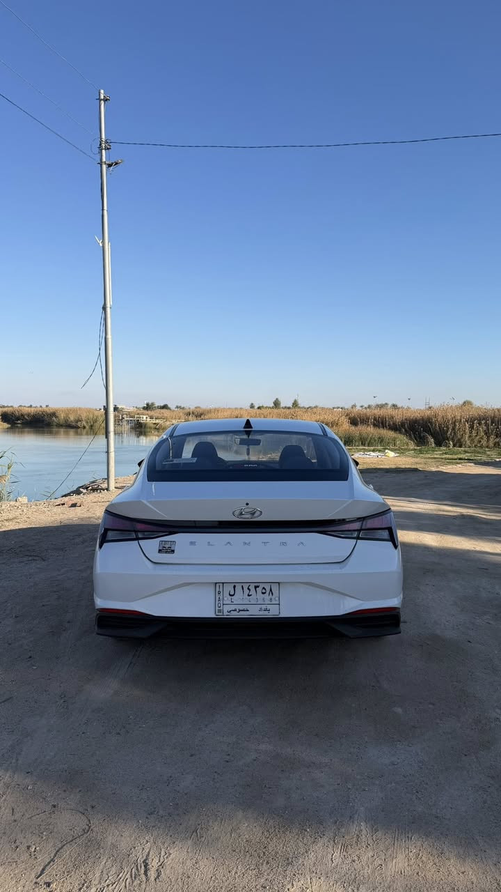 السلام عليكم
النترا 2023 خليجية كورية اصلية
مو تجميع الصين

محرك 1500 ماشية 25 الف كيلو نص مواصفات حادثها بسيط كلش وسطحي صار هنا بالعراق باب السايق مبدل بواحد اصلي مال تفصيخ نفس اللون والباب الخلفيه بيها صبغ على كد شبر والجاملغ بيه دكات بارد بسيطه
رقم وسنوية باسمي تحويل ثاني يوم 

سعرها 145 وبيها مجال
سيارة جديدة ونظيفة ومبيها اي غلطه وتكدر تجي وتشوفها وتكلبها  
وتسوقها وتدلل

رقم:  
***********

متواجد هنا واتصال وواتس ووين متريد 
مكاني بغداد الاعظمية / حي الجامعة
