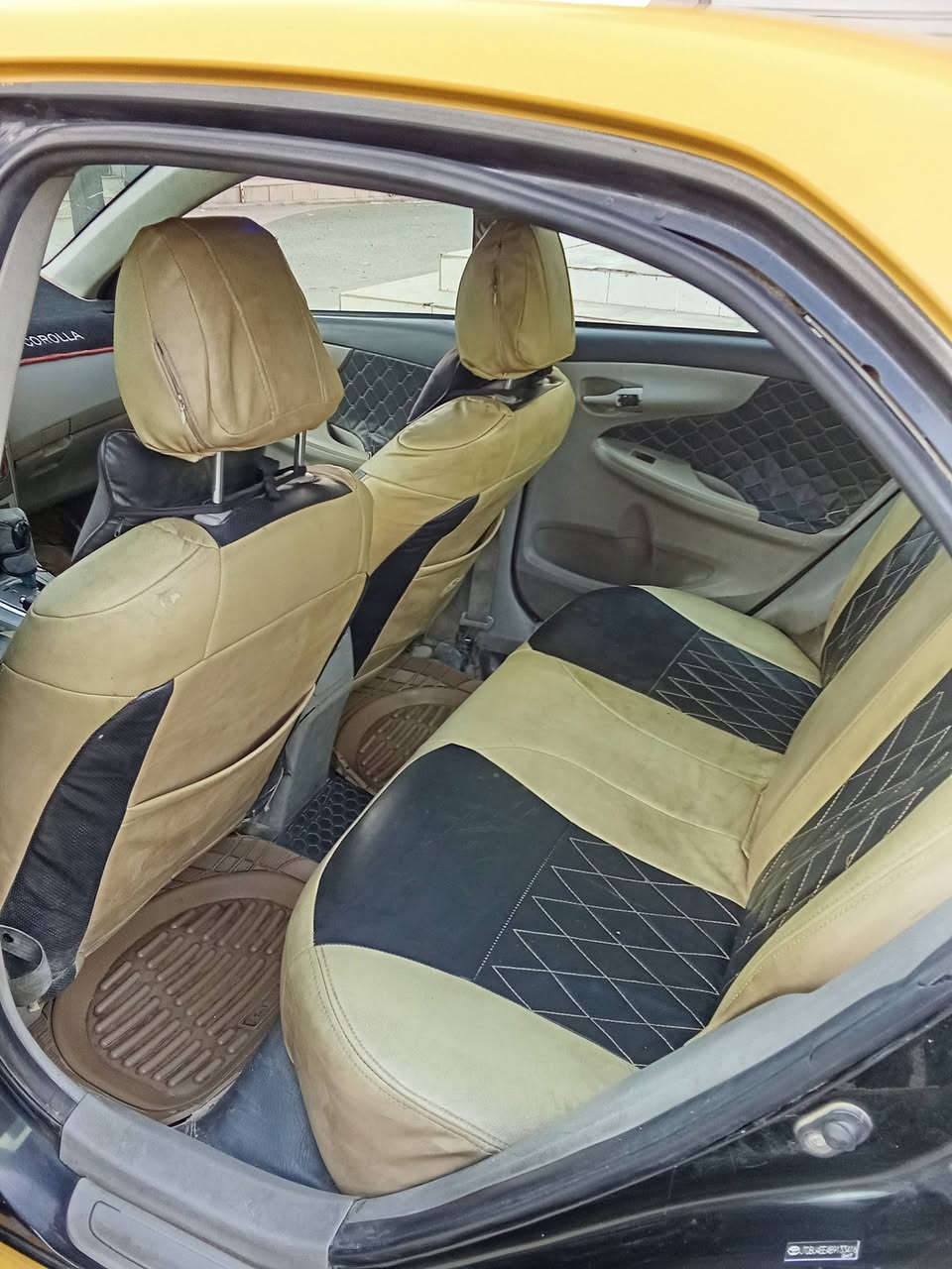 السلام عليكم كورلا 2011.  السعر 118وبيها مجال للبيع باسمي مشروع وطني بيها ضرر جاملغ وبنيد وبيها بطاقة بانزين وسنوية لحد 2027 كير ومحرك بالشرط 4تايرات جديد بس صدرها تعبان نقابة وبحث مامطلوبة
*********** ويرهم مراوس
