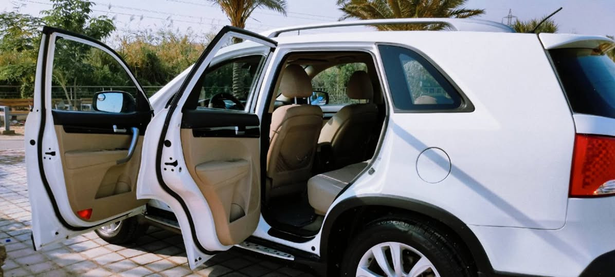 السلام عليكم ورحمه الله وبركاته 
سورنتو 12 خليجي 6سلندر 
كفالة عامة عدا جرة كرت بيها و3 باردات حجم شبر 
رقم الإنكليزي اربيل 
تدفة تبريد فول 
بنرامة 
شاشة كاميرة 
حساسات خلفيه 
مثبت سرعه 
تحكم ستيرين 
إشارة مري 
شاشة تحكم تكيف 
7 راكب 
مكاني نجف (كوفة)
سيارة مال جناي خير من أللة 
165 وبيها مجال 

ولتساب ***********
اتصال ***********
