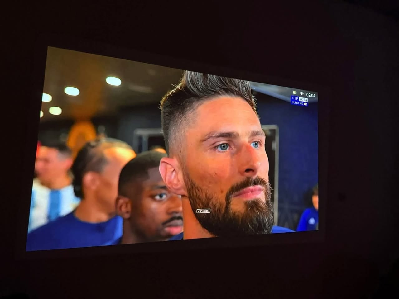 لمحبين السفر والمدرسين وأساتذة الجامعة  و للسينما المنزلية وفرنا لكم شحن ليزري
.

تواصل واتساب ***********

هم ليزري هم شحن  افضل داتا شو شحن ليزري  

توفر الداتا شو الشحن اليزري اسمارت

نوعية (WEMAX Go Advanced)

 

الدقه 1080 يدعم 4k 

سطوع: 600 ANSI Lumens‎

نسبة التباين: ‎2000:1

‎

حجم الصوه من 40 الى 120 بوصة 

و على بعد 2 متر ونص من الحائط ينطي صورة بحجم 100 بوصه تقريباً 

سمارت بنضام Feng os 

المعالج: MTK 9629

الذاكرة: 2GB RA 

التخزين الداخلي: 16GB

🔊 الصوت

مكبر صوت مدمج: بصوت عالي وجودة عاليه من (Dolby Audio)

سعة البطارية 15000mA

‎ (تشغيل من ساعه وربع الى ساعه ونص )

ويعمل على الكهرباء مباشر 

منفذ الشحن تايب سي 

الوزن: ‎0.9 كغم فقط

السماكه : ‎≈ 2.5 سم (أنحف بروجيكتر ليزري محمول)

للمزيد من التفاصيل او الحجز عبر الخاص او واتساب  

العنوان أربيل متوفر توصيل 

للحجز عبر الخاص او واتساب ***********
