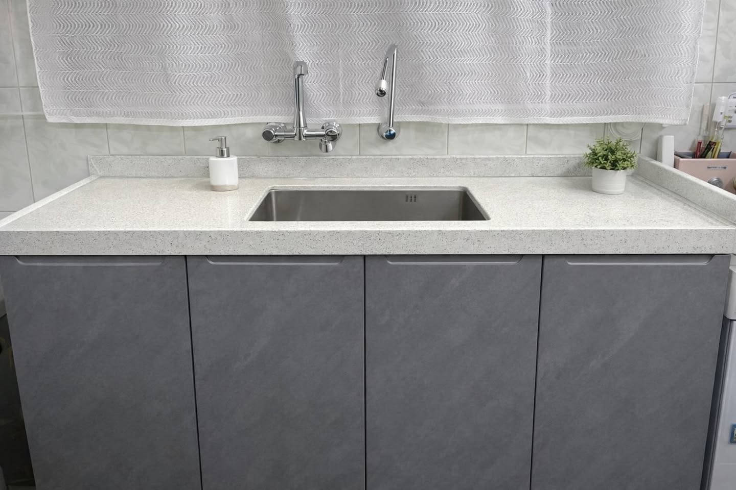 كاونتر HDF قياس 4 امتار الداخل بلايود والسطح كوارتز طبيعي مامستخدم السنك قياس متر ونص والكاونتر 2 ونص للبيع


**إذا كنت صاحب هذا الإعلان وتريد حذفه لأي سبب، رجاءا أرسل رسالة إلى الدعم الفني**