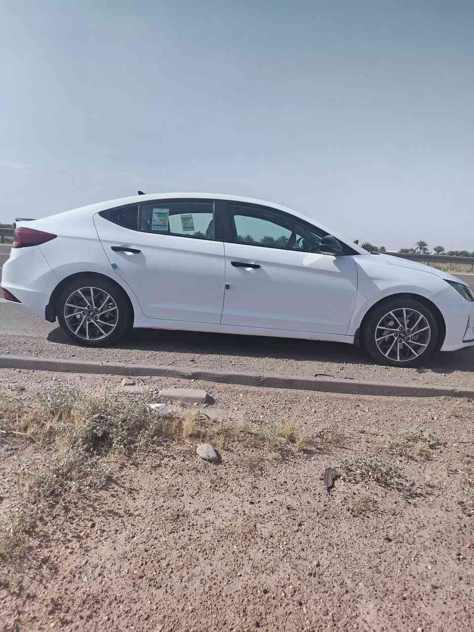 سلام عليكم (النترا البيع موديل 2020 سياره بيه بارد بل جاملق امامي مال سايق سياره بس هاذه ضرره وله ماشاء الله سياره نضيفه وخير من الله سياره ماشيه 140وسياره جديده كير ومحرك مكفول سعر 160وبيه مجال بصيط وشراي ينتصل وبيكم خير وتدللو ***********
