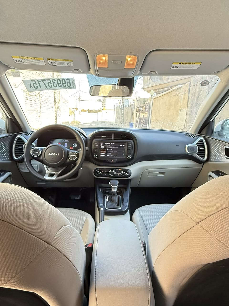 سلام عليكم للبيع كيا صول دخول جديد باسمي منفيس موديل ٢٠٢٤ سياره اي تبديل اي صبغ مابيها بدون ايرباك مكينه ٢٠٠٠ حادثها بارد شويه بالجمالغ اصبعين صور الحادث بالمنشور مواصفاتها معروفه المكان حله شارع ٨٠ 
***********
