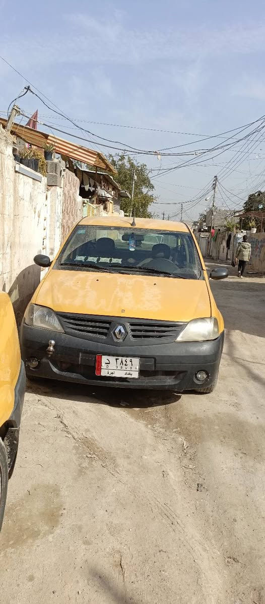سلام عليكم رينو لوكان 2010 للبيع  السياره مكينه جديده صار يومين من شادها وكلج جديد ورقم ضايع وبيها صبغ فقط بل باب سائق السياره من دعاميه للدعاميه مابيها شي لا ضربه ولا صبغ ماعده الباب صبغ الامامي عليها غرامه 100الف  وهيئه 8اشهر عليها تريد هيئه عليه تريد عليك نتفاهم  وسنويتها جديده الحد 2029 السعر 30السياره موجوده مكاني الشعب حي البساتين ***********
