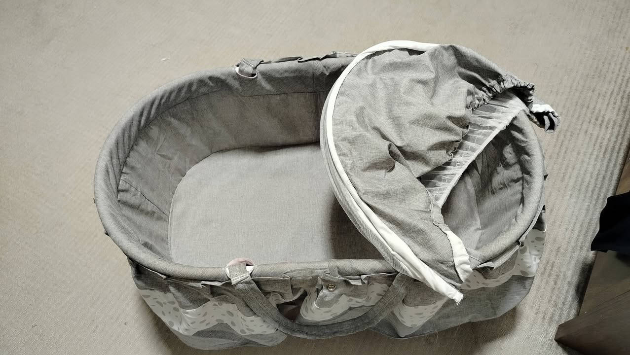 خبازه كهربائيه جديده بعدهه ممستعمله للبيع
كاروك استعمال جدا قليل  للبيع سعره 25 وبي مجال
ميز طعام مرمر للبيع سلايت يتكبر ويتصغر فقط الميز بدون كراسي السعر 50


**إذا كنت صاحب هذا الإعلان وتريد حذفه لأي سبب، رجاءا أرسل رسالة إلى الدعم الفني**