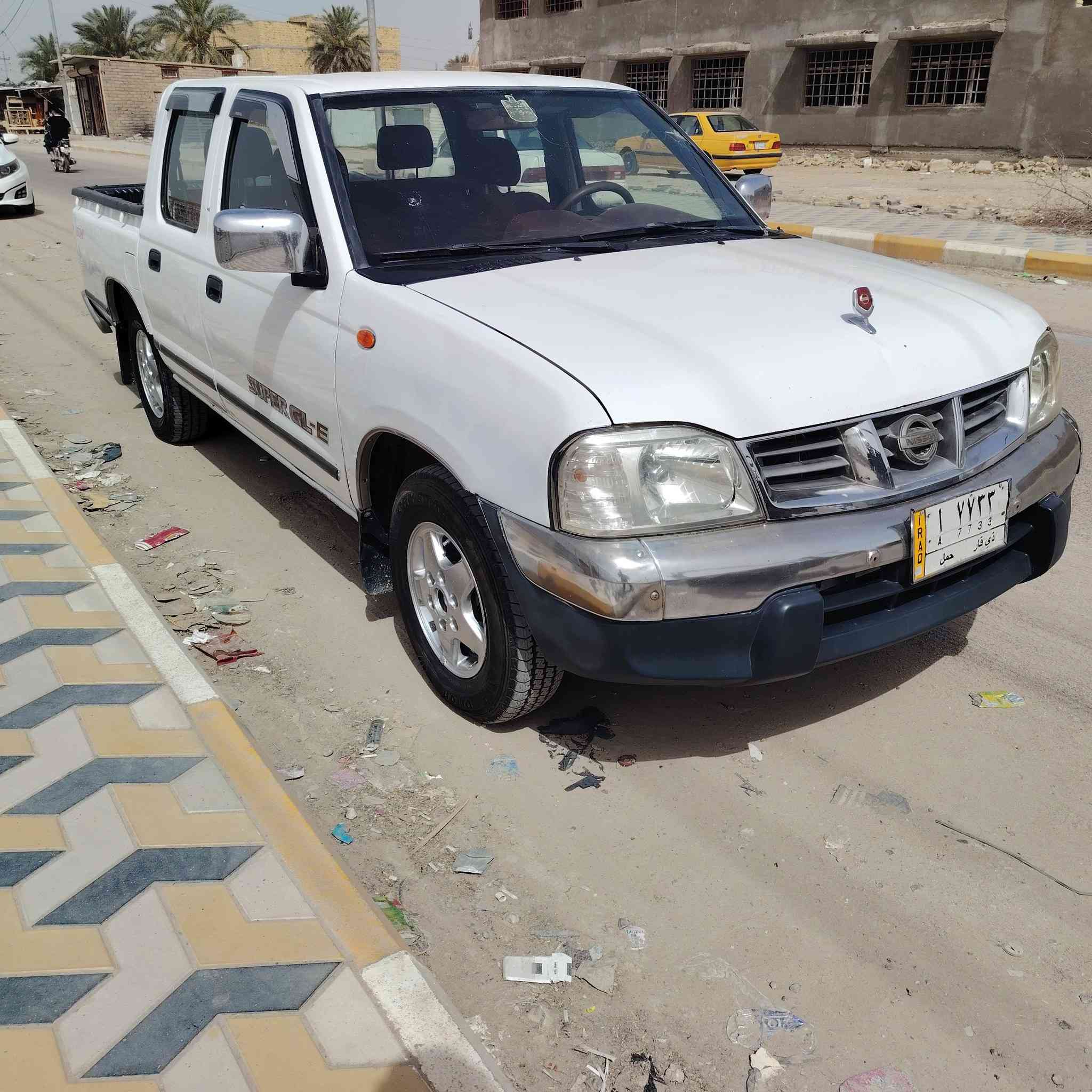 سلام عليكم نيسان مديل ٢٠١٠ تحويل ثاني يوم مكان ذي قار سوق الشيوخ للاستفسار علئ رقم ***********
