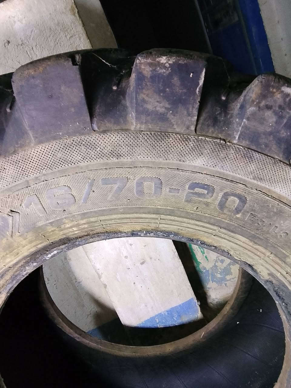 سلام عليكم تأير مال شفل حجم 918 للبيع ***********
