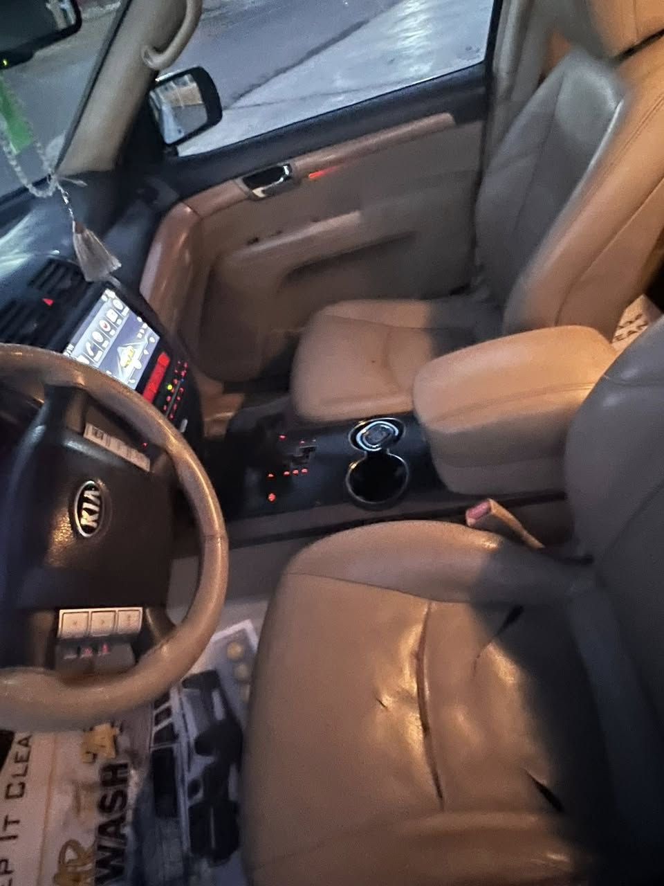 السلام عليكم مهافي للبيع رقم بصرة وارد خليجي ٢٠١٣ فول مواصفات 

كشنات تدفة تبريد 
كشن خزن 
زراك لايت 
حساسات خلفية وكامرة
مري كهرباء +شفط 
ستيرن كهرباء 
فور ويل 
تخم تاير 
تبريد ثلج ٣ قطع
ضرر سيارة تبديل بنيد + معجون جاملغ عكس سايق 
مكينة قبل شهرين شديته مال حاويه 
سيارة مال جناي اي نقص مابيه سعر ١٥٣ بيه مجال مكان سيارة بغداد مدينة صدر للاستفسار اتصل على رقم***********
