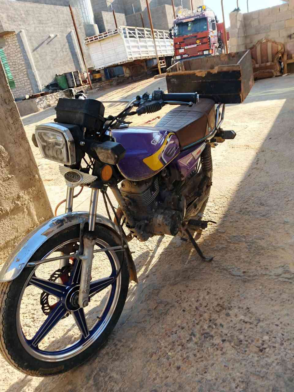 لبيع موديل 24رقم ***********
