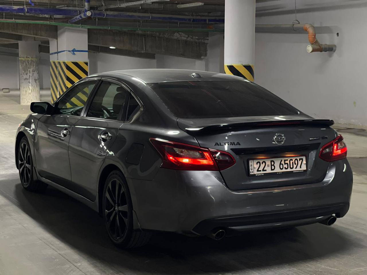 التيما 2018  SR  MIDNIGHT
فول مواصفات عدا الفتحة
رقم اربيل سنوية بأسمي 
رادار أمامي 
مثبت سرعة
شاشة جبيرة بلادية وكامرة خلفية
بصمة ابواب وبصمة تشغيل 
تشغل عن بوعد
شفتات رياضي
كشنات جلد خط ازرك
هيتر كشنات أمامية 
كشن السايق كهرباء
الشاشة نضام ملاحة وتدعم 
الCAR PLAY و ANDROID
تبريد ثلج 
مازدات وبكلايت بخاري 
السيارة عليهة منضومت زنون ثلجي 
وتخم تاير جديد وداخلة هزة قبل 6اشهر وكل قطع غيارها جديدة
السيارة وارد أمريكي حادث سطحي جامرلغ مبدل والباب مصبوغ وربع البنيد لا لغد ولا شاصي صدر السيارة وكير ومكينة  خير من الله وراح اخلي رقم الشاصي والسونار بالمنشور 
ماشية 109الف ميل
مكان السيارة ديالى كنعان 
السعر 140 وبي مجال بسيط
رقم *********** بي واتساب
