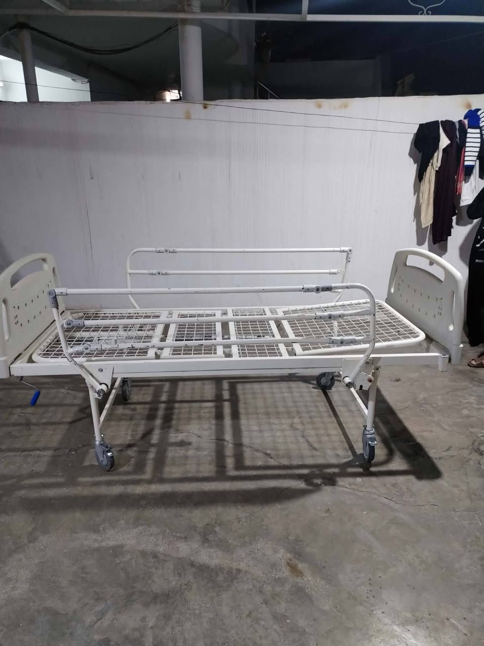 ئه م قه ره ویله ی زور پاکه بو فروشتن بوزانینی نرخ په یوه ندی بکه ***********
