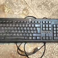 مستخدم نضيف عندي اكثر من 100 قطعه نوعيات هواي القطعه بالفين يوجد توصيل...