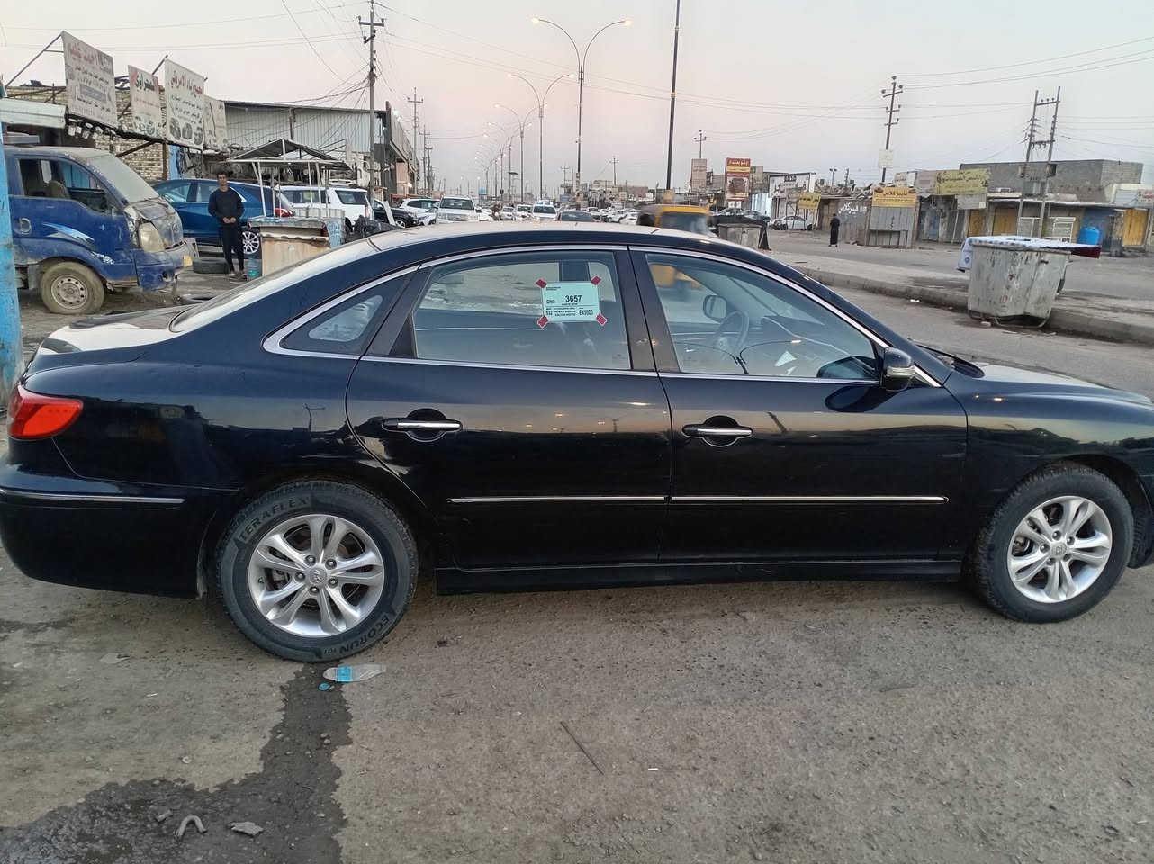 السلام عليكم هونداي ازيره واردكوري مديل 2011 سياره مكينه وكير وكهربايات تبريدثلج كلها جاهزه حداديه نص عمر رقم بصره وموجوده بل ميسان وراعيها بل ميسان سعرها87وبيها مجال/***********
