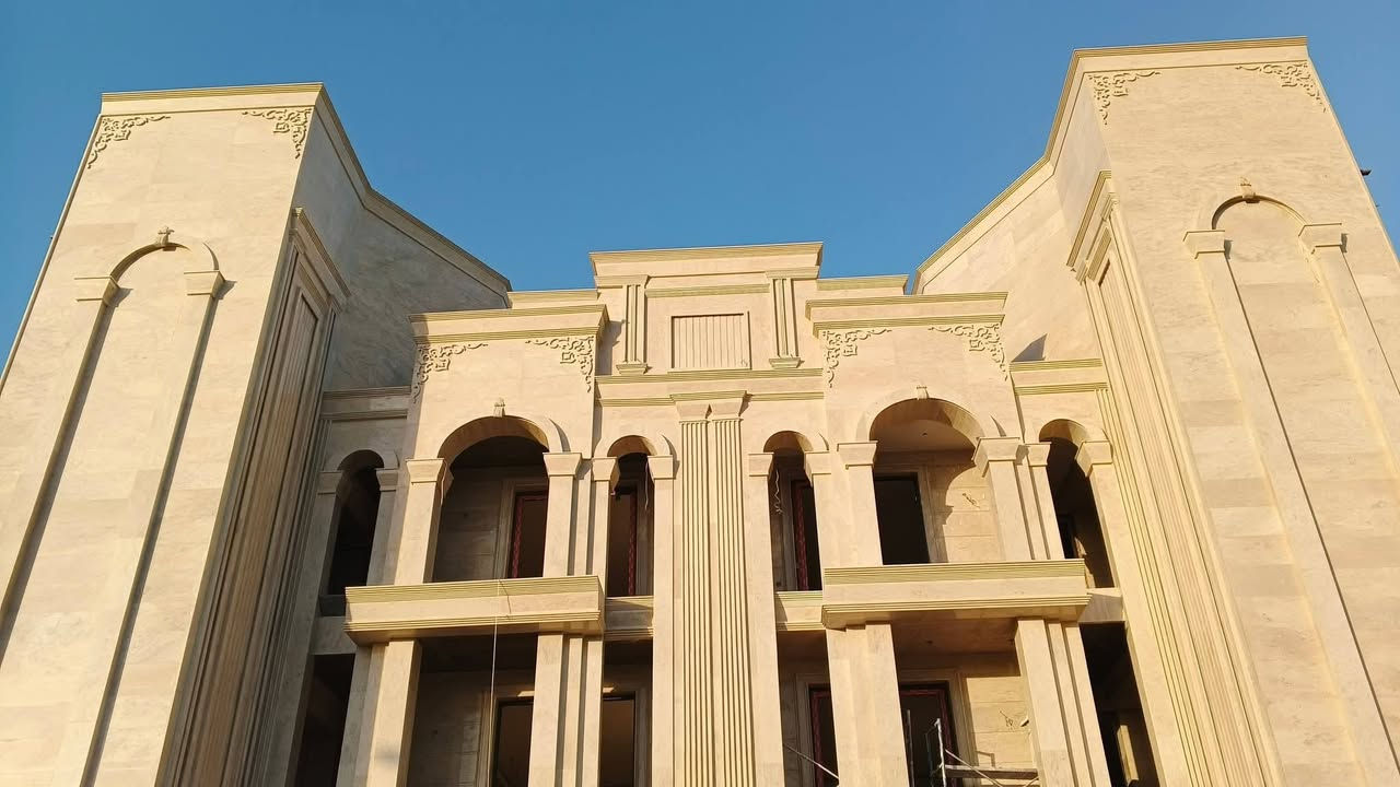 كادر لتغليف كافه انواع الواجهيات بلمرمر وحجر طريقه العمل لحيم ميكانيكي وسيم نحاس و  خبط وانواع الديكورات ونقشات وبسعار مناسبة الاتصال او الاستفسار ***********
