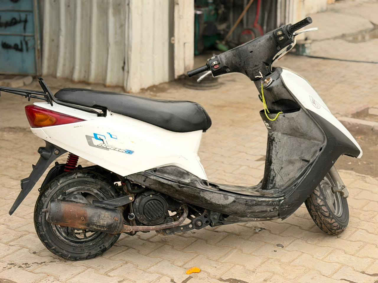 بريز ١٤٠ كاملة خير من الله ب ٢٥٠ بيها مجال بسيط مكاني الطالبية
*********** بغداد, العراق
