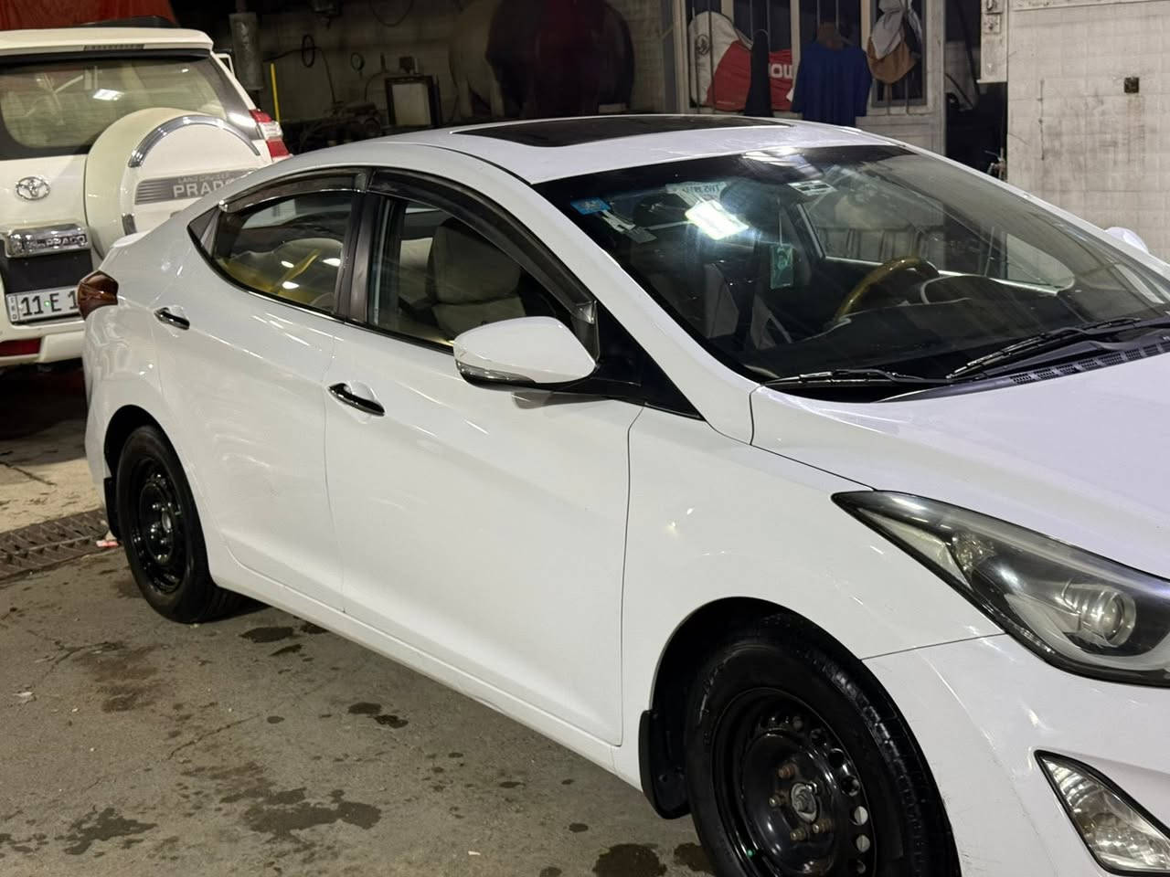 السلام عليكم النتراء خليجي مديل2015 موصفات نص فول مكفوله من صبغ معجون كير مكينه حداديه تبريد كله مكفول جاهزه وكامله بدون اي نقص مكانها بغداد الحبيبيه سعرها 132 الشراي يتصل ممتواجد ع النت ‭0 771 528 3890‬
