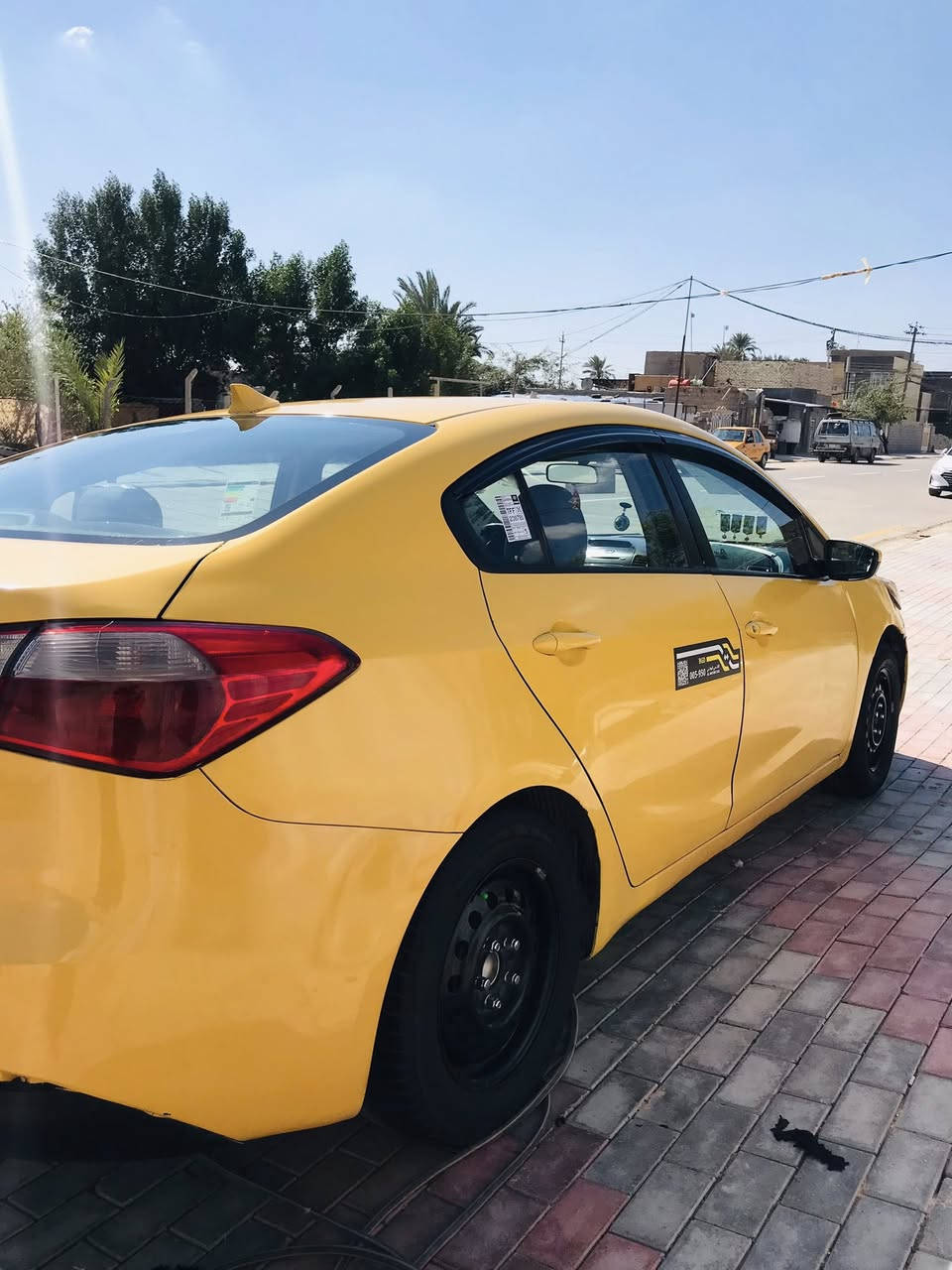 السلام عليكم
فورتي2014سياره بسمي مداور شوكت ميعجبك
سياره كير مكينه خير من الله سياره عليه منضومه مال غاز
تخم تاير حداديه كامله جديده سياره ضربته جاملع وشويه من بنيد سياره بدون دواخل سياره مكينه دوش الفين
السعر ٩٩وبيه مجال ***********
