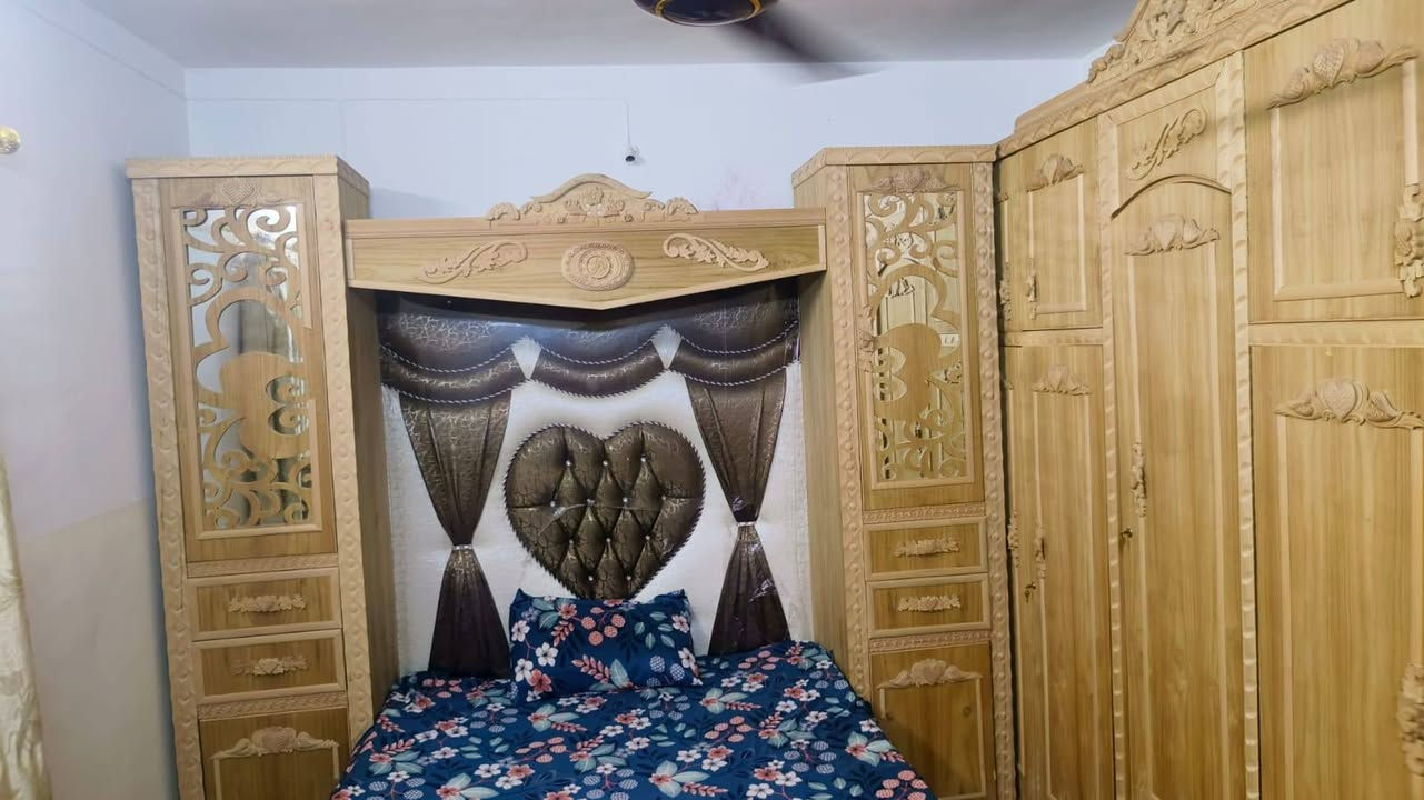 اسلام عليكم غرفه نوم للبيع نوع الغرفه ابراج شغل توصي شغل ثقيل غرفه جديده ما مستعمله رقم  ***********

