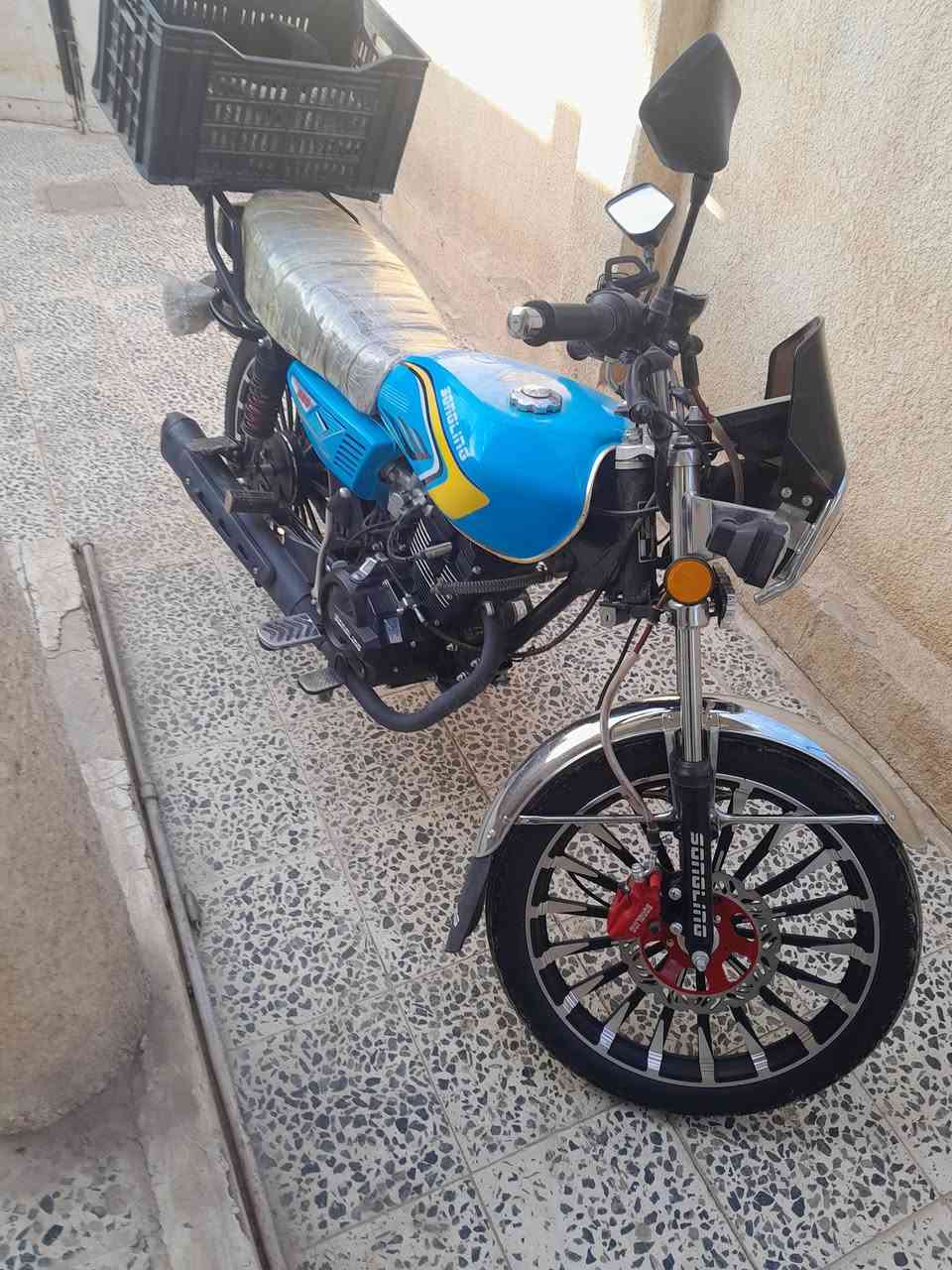 سيفان موديل 26 مصار هواي من اخذته للبيع 850 بيه مجال مكان ديالى الخالص *********** ***********
