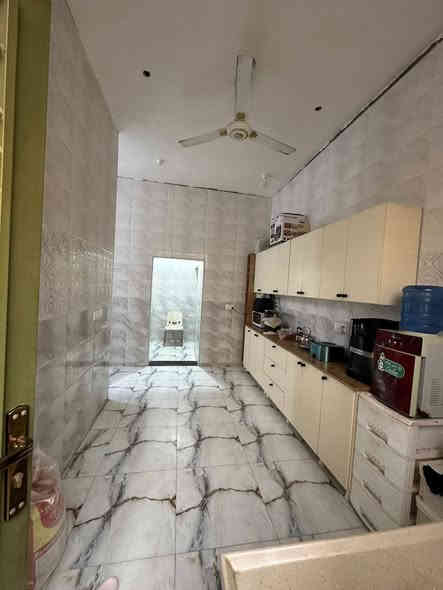 بيع للبيع مساحه 130 متر طابو زراعي سند25 مكاتبه مع وكاله طابو عراقي تفاصيل البناء طابقين بلوك الطابق الارضي 2 غرف منام مع صاله مع مطبخ حار وبارد مع استقبال صحيات خارجيه وداخليه الطابق الثاني غرفتين منام مع صاله وصحيات السعر 125 قابل للتفاوض للاستفسار الاتصال على الرقم ***********---*********** او زيارة متبنا الواقع في البصره ابي الخصيب ابو الجوزي
